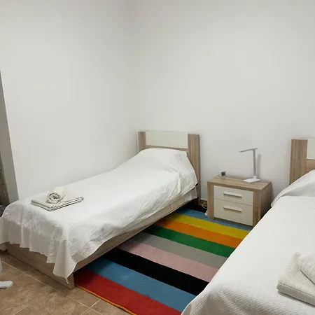 Casa Elena Semesterbostad Ruivãis